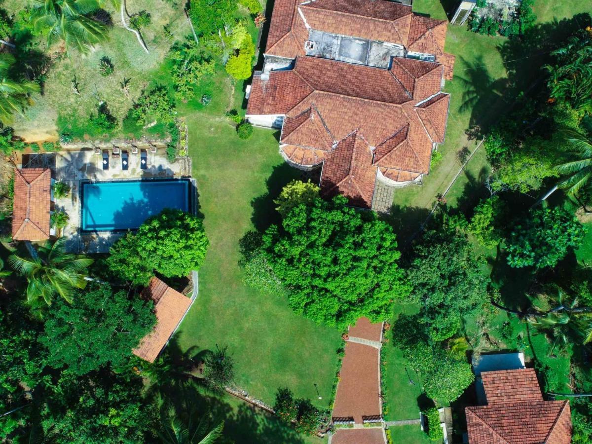 Thalpe Walawwa Heritage Villa Унаватуна Экстерьер фото