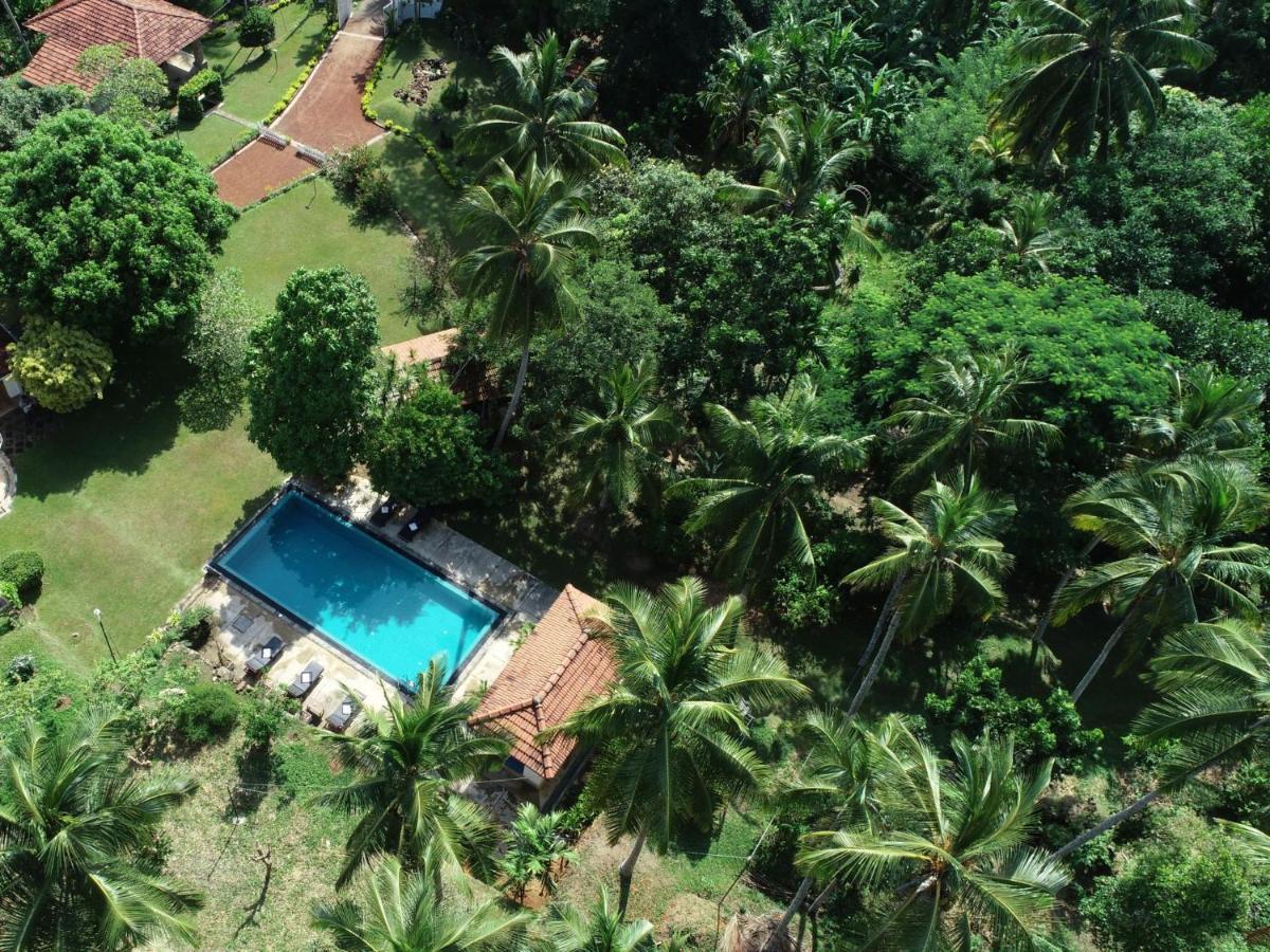 Thalpe Walawwa Heritage Villa Унаватуна Экстерьер фото