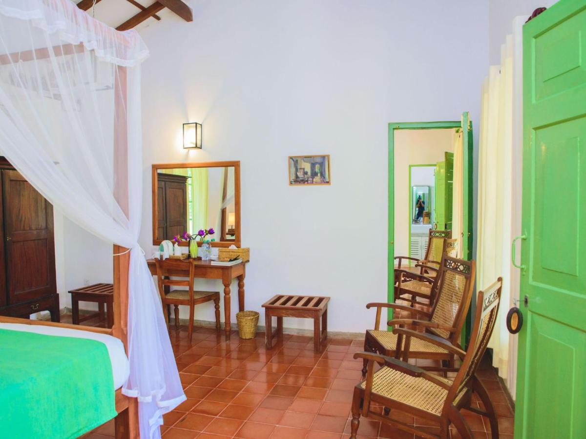 Thalpe Walawwa Heritage Villa Унаватуна Экстерьер фото