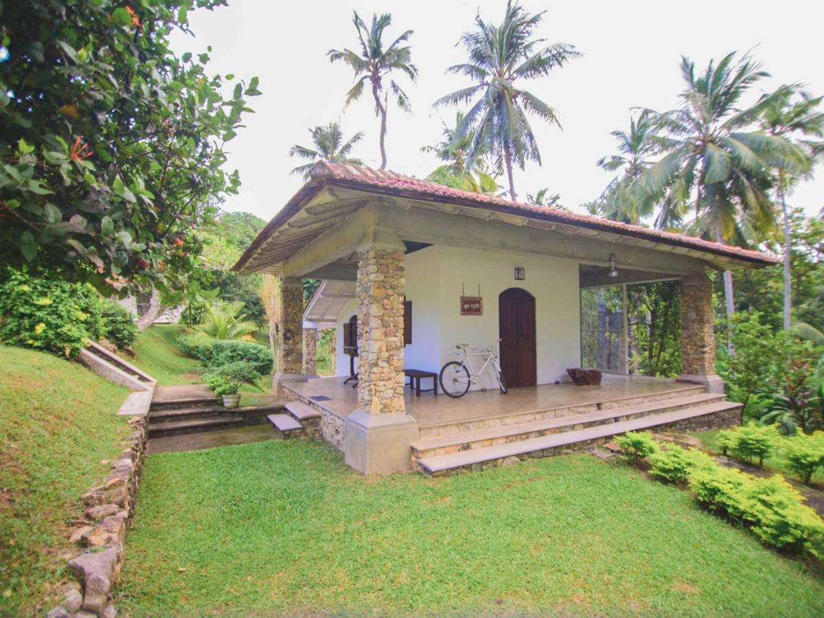 Thalpe Walawwa Heritage Villa Унаватуна Экстерьер фото