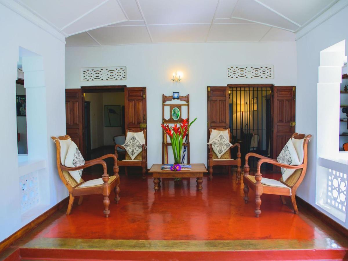 Thalpe Walawwa Heritage Villa Унаватуна Экстерьер фото